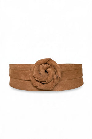 Instructional diagram illustrating five ways to tie the ADA - SUEDE LEATHER WRAP BELT IN RUSTY COGNAC: rosette, mens tie, cross, ocho, and bow knot.
