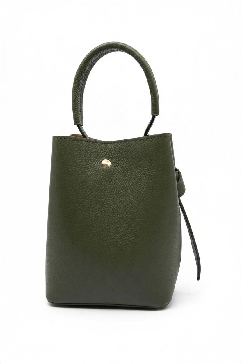 ANTONIO MODA LEATHER HANDBAG IN OLIVE, an olive green pebbled leather bucket bag with a single top handle and gold-tone button closure.