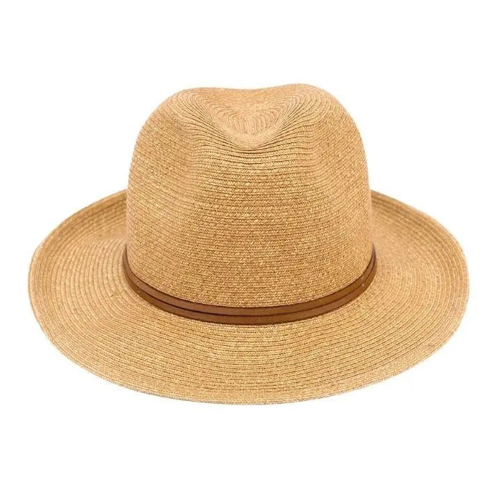 The charming LEATHER TIE PAPER HAT by TRAVAUX EN COURS is a pink, lightweight, woven pattern fedora featuring a wide brim and black band on the crown, set against a plain white background.