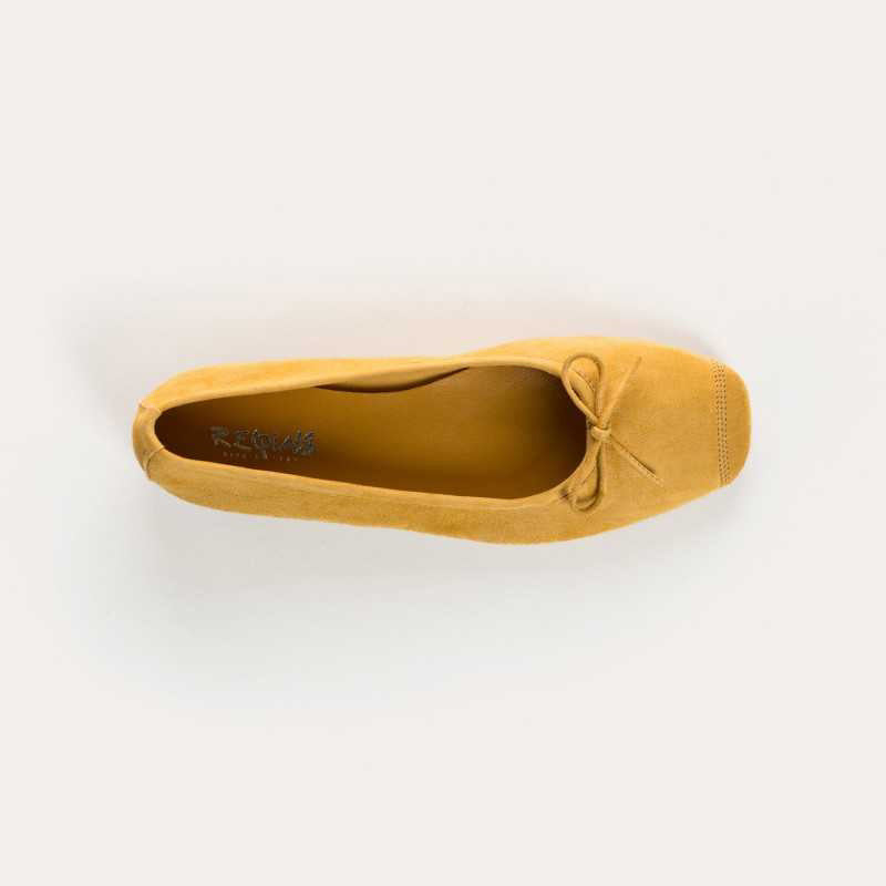 REQINS - HARMONY SUEDE BALLERINA FLATS IN OCHRE: a pair of ochre suede ballet flats with a small bow detail at the toes.