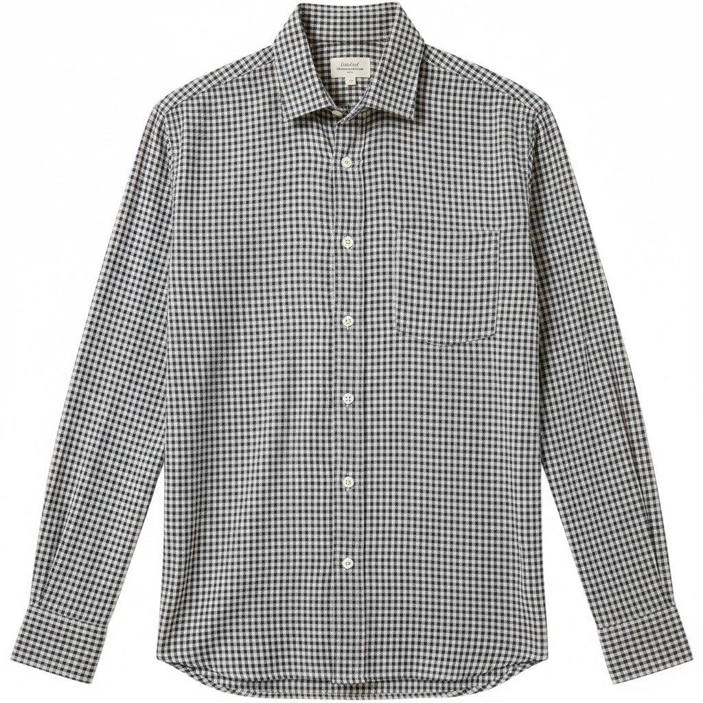 The HARTFORD - PAUL Checked Flannel Shirt in Navy is a men’s cotton flannel shirt featuring a classic blue and white gingham check pattern.