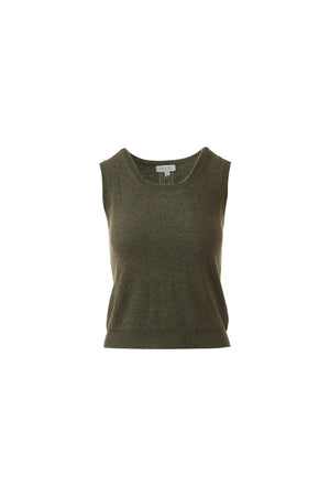 A woman wears the KINROSS CASHMERE - SCOOPNECK TANK IN CASHMERE by KINROSS, sleeveless and dark green, paired with dark blue jeans, as she stands facing forward against a white background with a slight smile.