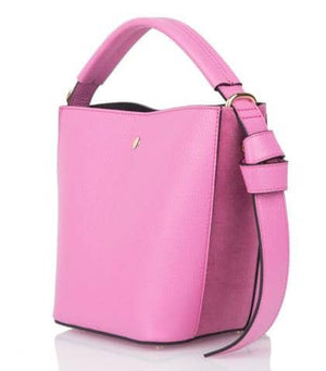 Introducing the SMALL LEATHER BUCKET HANDBAG by LE BORSETTE: This sleek white handbag boasts a structured design with a single top handle and detachable crossbody straps. With its minimalistic style and tiny gold accent on the front, its clean lines and smooth texture provide a modern, sophisticated look.