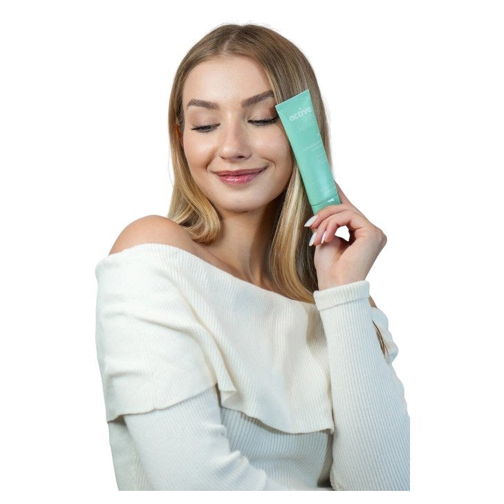 ACTIVE SKIN REPAIR - HYDRATING DAILY SUNSCREEN is a light green tube mineral sunscreen with non-nano zinc, hyaluronic acid, niacinamide, and SPF 50. It offers 1.7 fl oz (50 mL) of broad-spectrum daily protection.