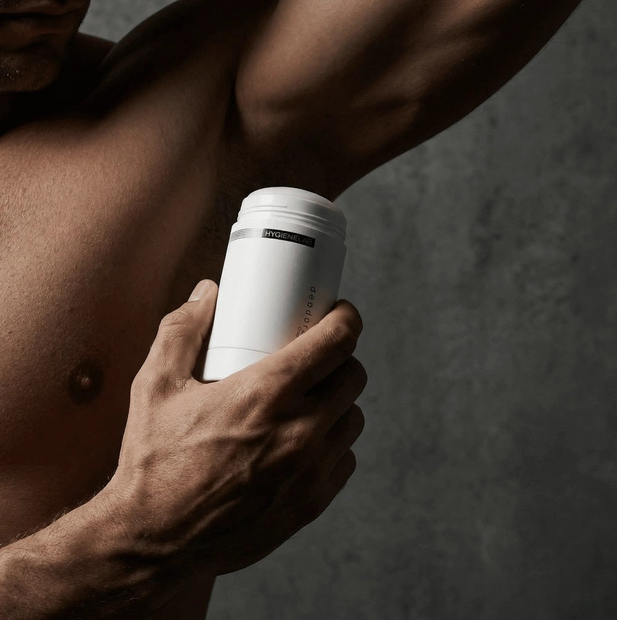 Discover the refreshing escape of HYGIENELAB - DEODORANT, COCONUT CRISP—an aluminum-free deodorant by HYGIENELAB that blends notes of coconut, soft vanilla, and amyris wood. This non-toxic formula provides 24-hour protection, leaving you feeling confident all day. Enjoy a light, clean tropical scent with a touch of floral and grounded wood notes as vibrant hints of coconut and vanilla flower surround you.