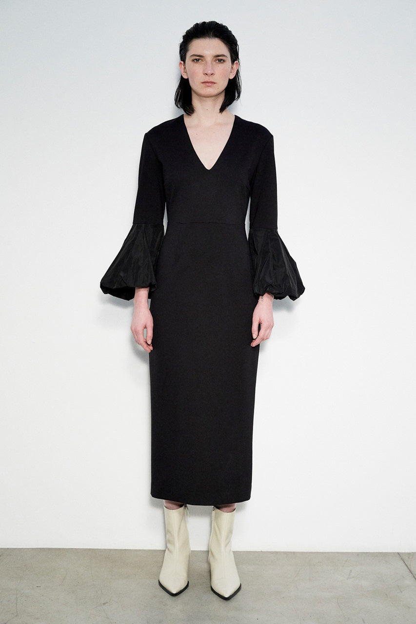 MEIMEIJ - V NECK MIDI DRESS WITH PUFF SLEEVES - Fearrington Village MEIMEIJ - V NECK MIDI DRESS WITH PUFF SLEEVES - Fearrington Village