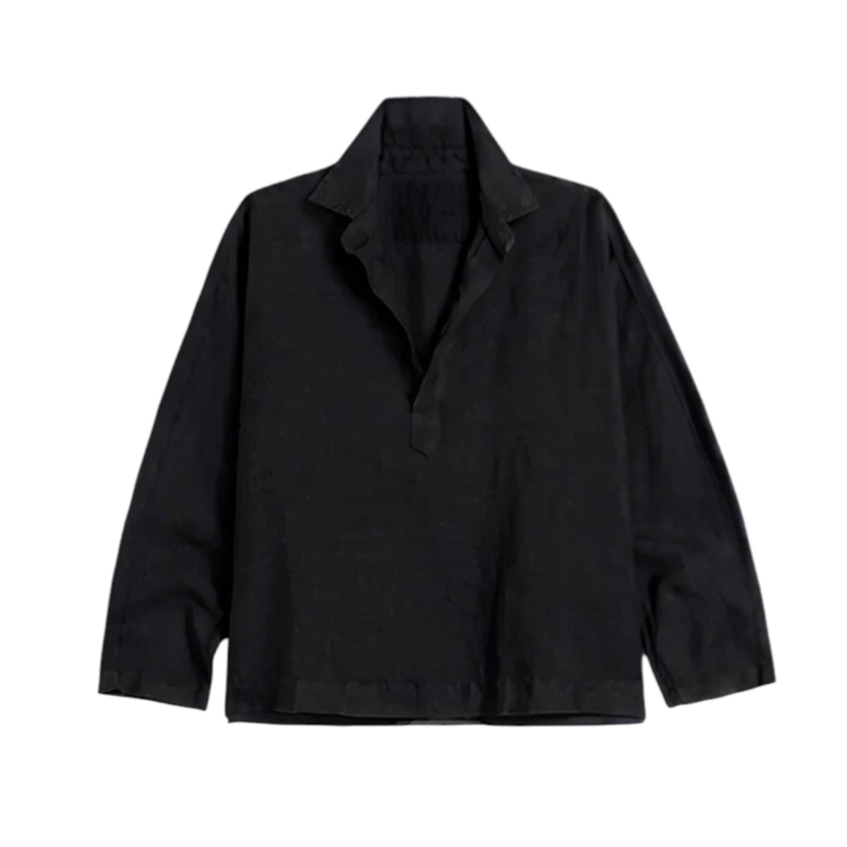 The FRANK &amp; EILEEN Gabby Popover Henley in black linen features a loose fit, wide open collar, and bracelet-length sleeves, shown here against a white background.