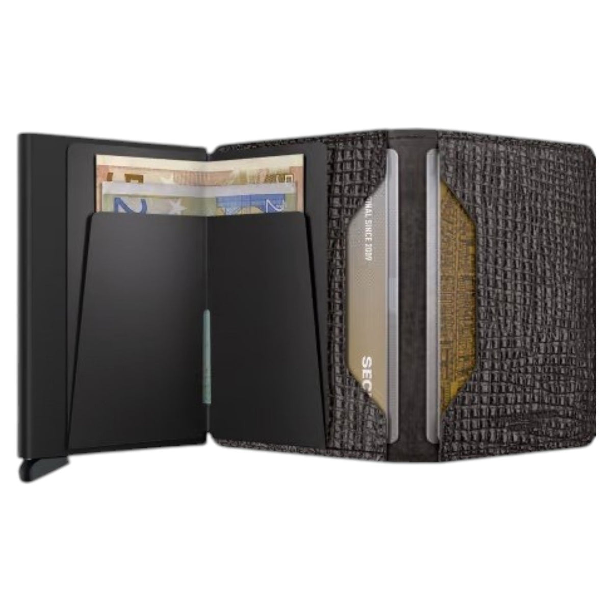 Illustration displaying the SECRID - Slimwallet Palmetto in Brown, expertly crafted by SECRID from refined Palmetto leather. The wallet measures 102 mm in height, 68 mm in width, 16 mm in thickness, and weighs 72 grams. Featuring RFID protection, the wallet is shown from both front and side perspectives.
