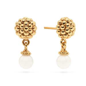 The CAPUCINE DE WULF - BERRY DOUBLE DROP EARRINGS by CAPUCINE DE WULF are an elegant pair of gold stud earrings adorned with a cluster of gilded berries at the top. Each earring features a single white pearl dangling below the beaded cluster. Crafted from 18K gold, these Pearl Drop earrings have a polished, luxurious finish.