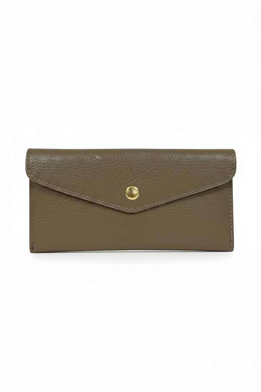 LE BORSETTE LEATHER ENVELOPE STYLE WALLET IN DARK TAUPE made of Italian leather with a gold snap closure.