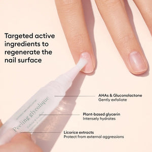 Two close-up images of a fingernail labeled “Before” and “After” show noticeably increased shine—perfect for achieving glossy nails with the MANUCURIST - GLOSSY BOOSTER DUO by MANUCURIST INC. The text reads “+116% instant shine*,” referencing an instrumental test conducted on 28 subjects. Inspired by the Japanese manicure technique, this nail exfoliator transforms dull nails into brilliantly radiant ones.
