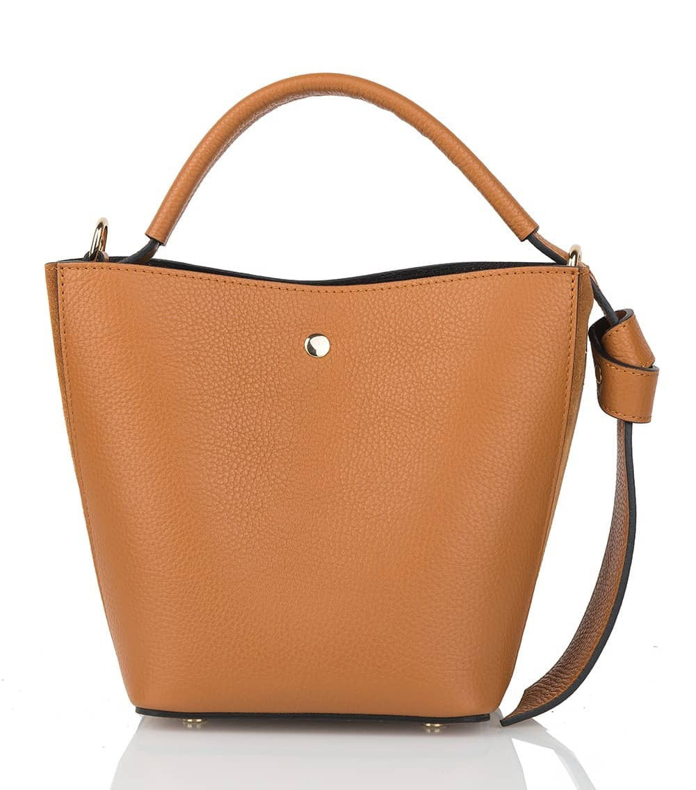 Introducing the SMALL LEATHER BUCKET HANDBAG by LE BORSETTE: This sleek white handbag boasts a structured design with a single top handle and detachable crossbody straps. With its minimalistic style and tiny gold accent on the front, its clean lines and smooth texture provide a modern, sophisticated look.