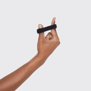 A set of six KITSCH Thick Nylon Hair Elastics, made from recycled materials, comes with a light pink label featuring the KITSCH brand and "Hair Elastics 6pk Set.