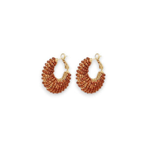 The GAS BIJOUX IZZIA Earrings are gold-plated, handmade earrings with clusters of small, round reddish-brown beads in a textured fan-like design and secure latch-back closures.