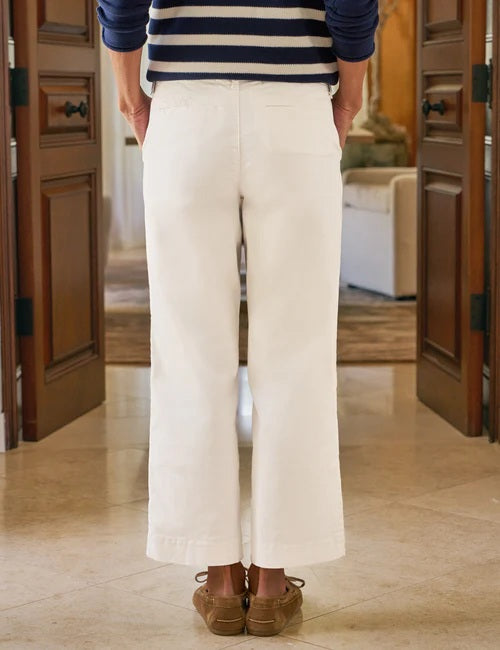 The FRANK & EILEEN Westport Italian wide leg chino in Chalk is a white, mid-rise ankle pant with belt loops and side pockets, crafted from performance twill and shown flat on a white background.