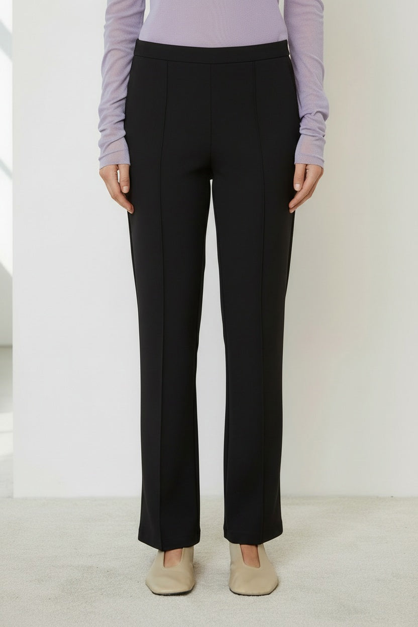 A close-up of MEIMEIJ's plain, dark brown fabric with a smooth, even texture—ideal for MEIMEIJ - PULL ON PANTS.