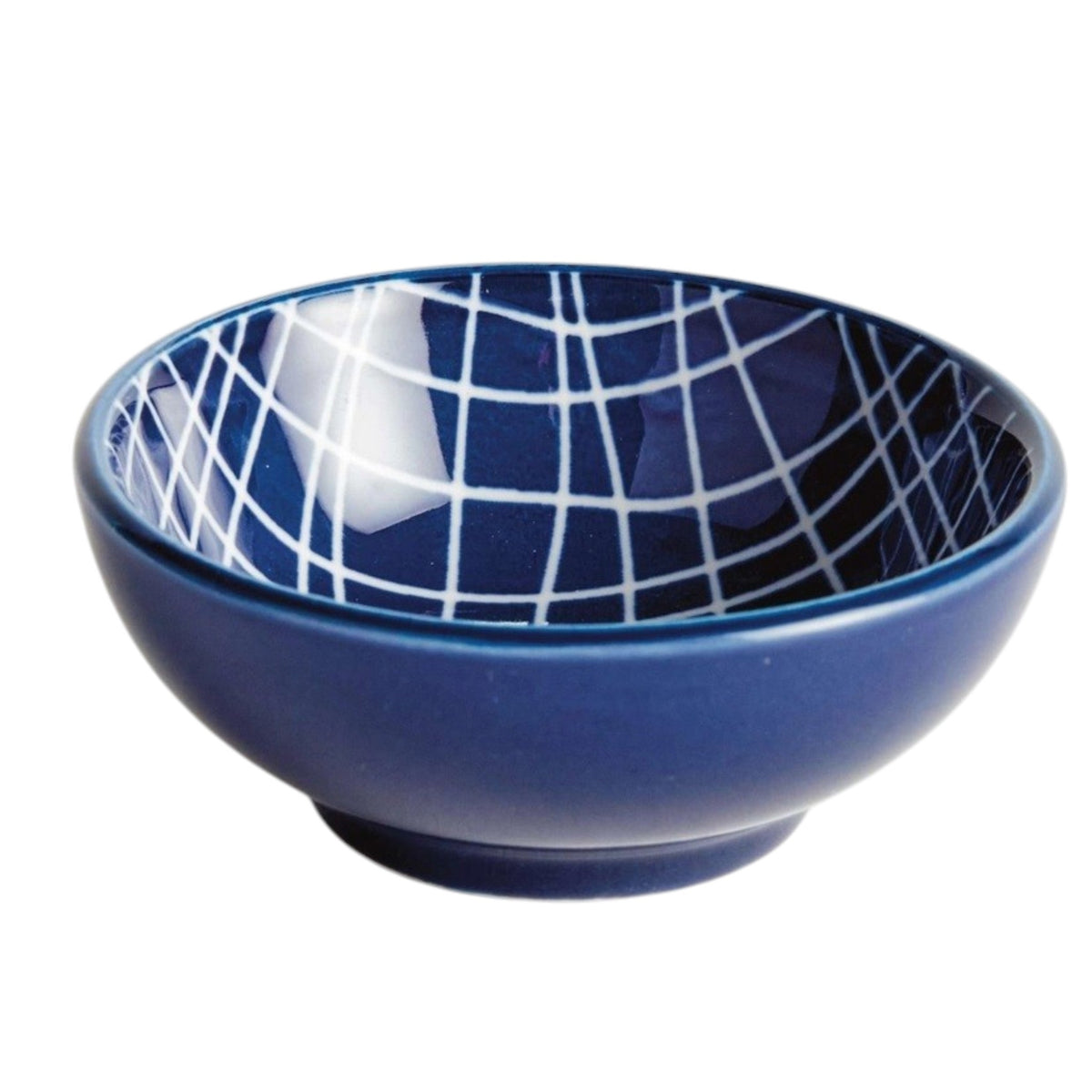 The NAPA HOME AND GARDEN Blue and White Stria Dip Bowl features a blue grid pattern and sits on a matching large white plate, both adding modern style to your table. Dishwasher safe, this tableware is perfect for entertaining.