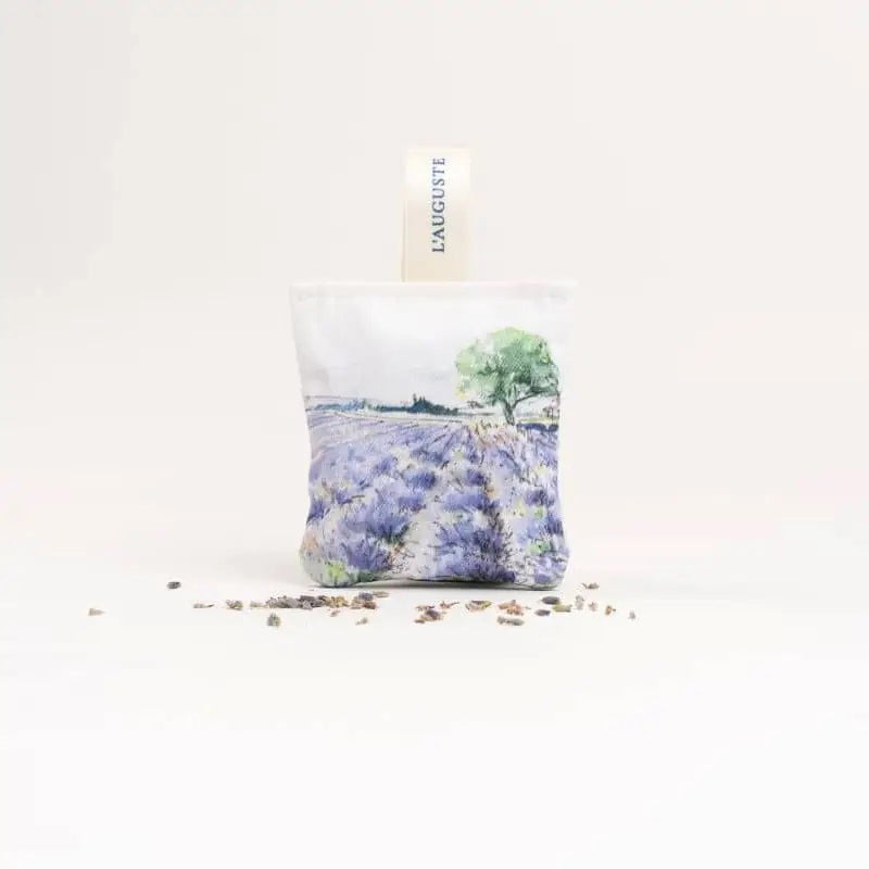 L&#39;AUGUSTE PROVENCE - FRENCH LAVENDER SACHET AND GIFT BOX: includes two organic sachets with watercolor lavender field designs, &quot;L&#39;AUGUSTE&quot; fabric tags, all elegantly presented in a box labeled “Fabriqué en Provence, FRANCE.”.