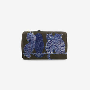 The INOUI EDITIONS - CHOUETTE COSMETIC POUCH IN KHAKI by INOUI is a khaki polyester pouch featuring embroidered designs of three blue owls and one blue cat sitting together on a branch, crafted in India.