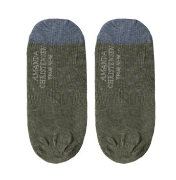 AMANDA CHRISTENSEN’s TRUE DOT INVISIBLE SOCKS IN OLIVE MELANGE are men’s luxury no-show socks crafted from a premium combed cotton blend. Featuring an olive melange hue with subtle grey polka dots and coordinated grey toes, heels, and cuffs, these socks provide refined style and all-day comfort for everyday wear.