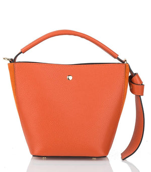 Introducing the SMALL LEATHER BUCKET HANDBAG by LE BORSETTE: This sleek white handbag boasts a structured design with a single top handle and detachable crossbody straps. With its minimalistic style and tiny gold accent on the front, its clean lines and smooth texture provide a modern, sophisticated look.