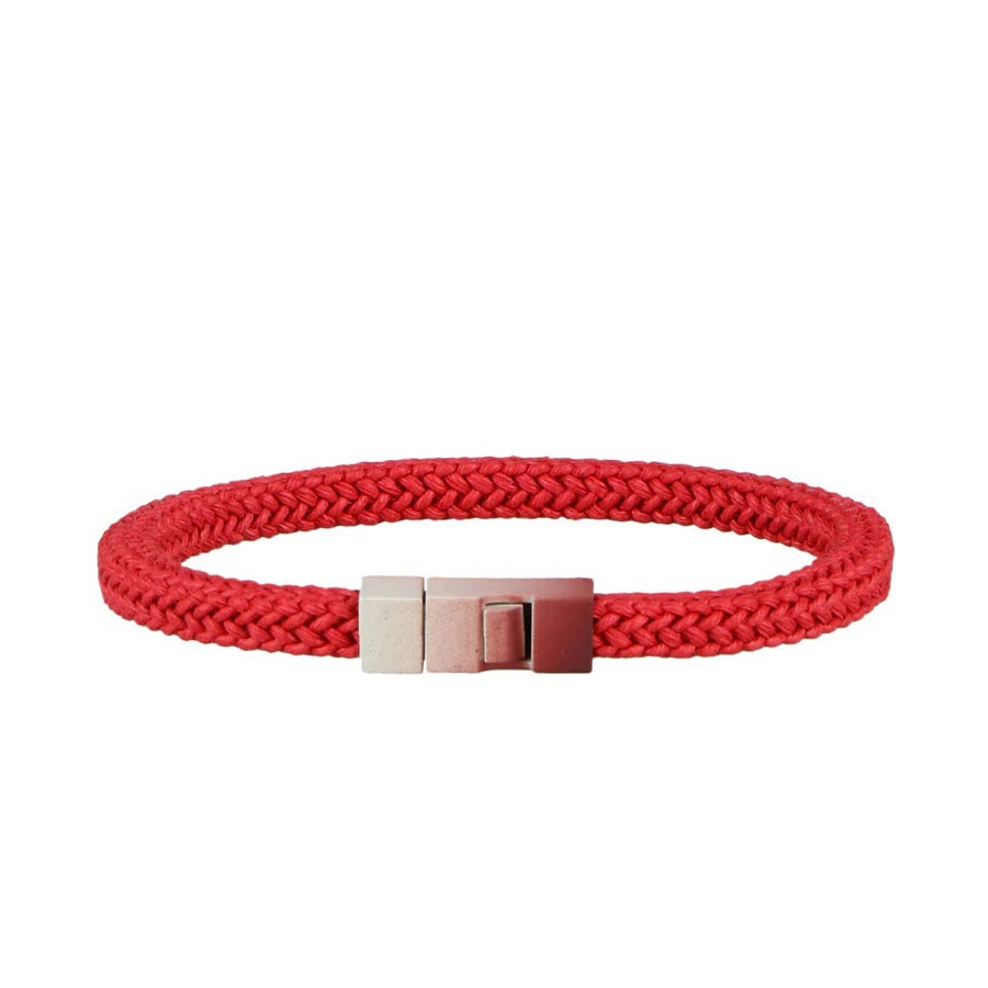 ATHISON - SQUARE BRAIDED COTTON BRACELET IN FIRE V1 size chart: S (15.5–17 cm), M (17–18.5 cm), L (18.5–20 cm), XL (20–22.5 cm) wrist circumference, with a drawing of the braided bracelet. Brand: ATHISON.