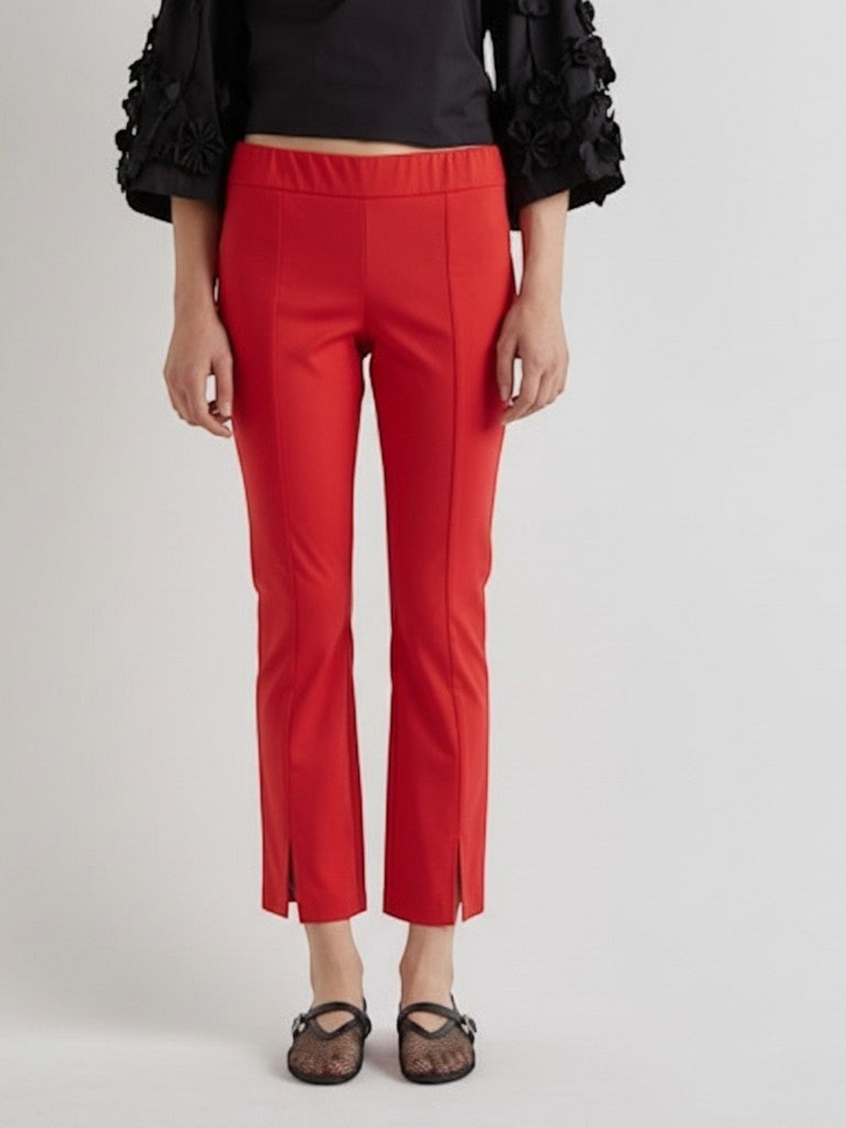 Fearrington Village MEIMEIJ coral cotton cropped pants with a slim straight-leg fit and front hem slits