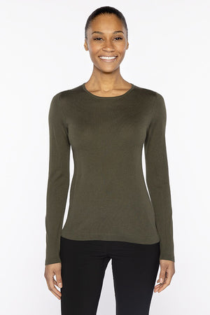 Close-up of the KINROSS CASHMERE - LONG SLEEVE SILK CASHMERE CREW NECK SWEATER by KINROSS, showcasing black silk cashmere blend fabric with textured patterns and intricate stitching—ideal for a luxury look.