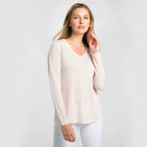 v-neck cashmere sweater in shell