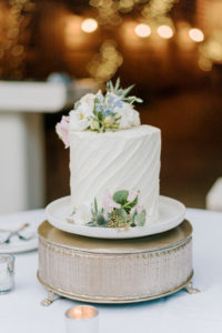 grace and will's fearrington wedding cake